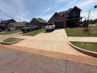 Lawn Care service in Nichols Hills, 73116