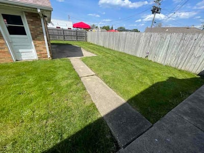 Lawn Care service in Des Plaines, 60016
