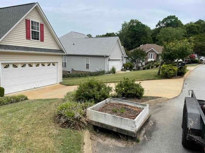 Lawn Care service in Laurens, 29360