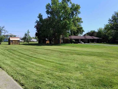 Lawn Care service in Valparaiso, 46383