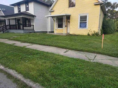 Lawn Care service in Hobart, 46342