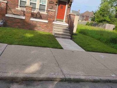 Lawn Care service in Belleville, 48111