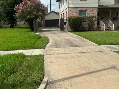Lawn Care service in Malden, 02148