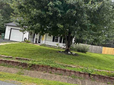 Lawn Care service in Burke, 22015