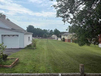 Lawn Care service in Charlottesville, 22902