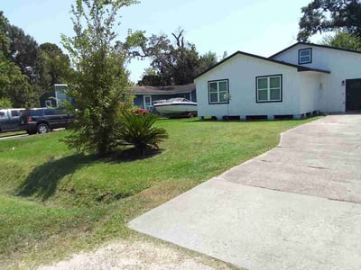 Lawn Care service in San Benito, 78586