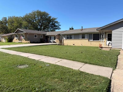 Lawn Care service in Derby, 67037