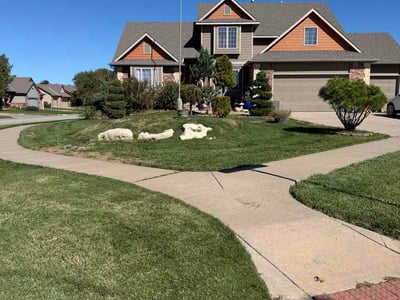 Lawn Care service in Derby, 67037