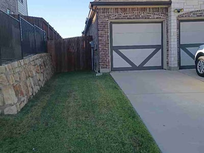 Lawn Care service in Lancaster, 75146