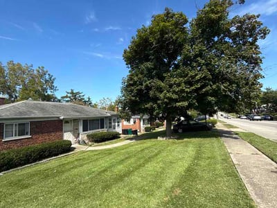 Lawn Care service in Norwood, 45212