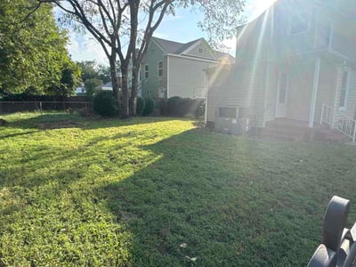 Lawn Care service in Hayes, 23072