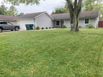 Lawn Care service in Muncie, 47305