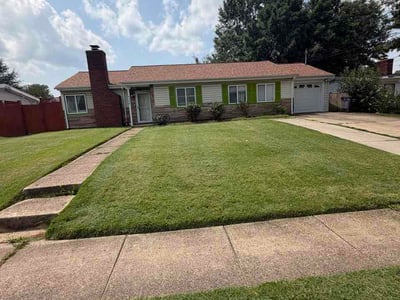 Lawn Care service in Springfield, 22150