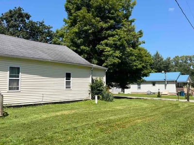 Lawn Care service in Brunswick, 44212