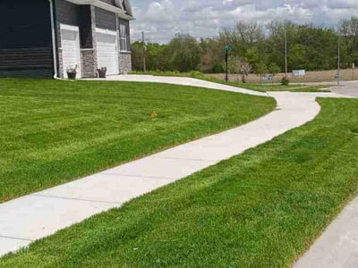 Lawn Care service in Jefferson City, 65101
