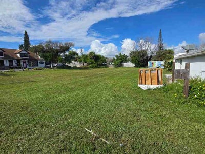 Lawn Care service in Cocoa Beach, 32931