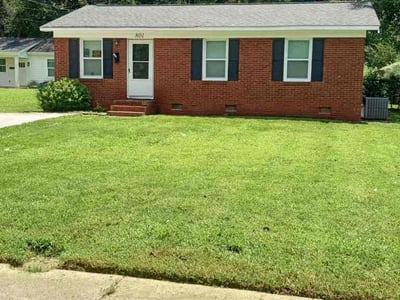 Lawn Care service in Davidson, 28036