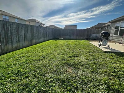 Lawn Care service in Converse, 78109