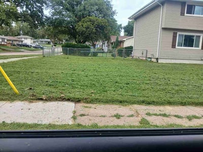 Lawn Care service in Council Bluffs, 51501