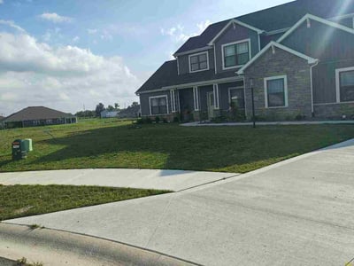 Lawn Care service in Brainerd, 56401