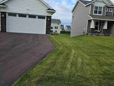 Lawn Care service in Champlin, 55316