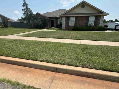 Lawn Care service in Moore, 73160