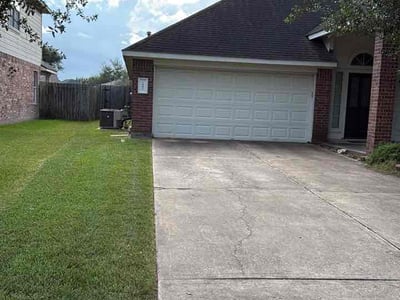 Lawn Care service in Abilene, 79602