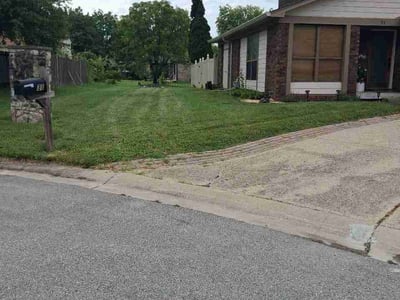 Lawn Care service in Terre Haute, 47807
