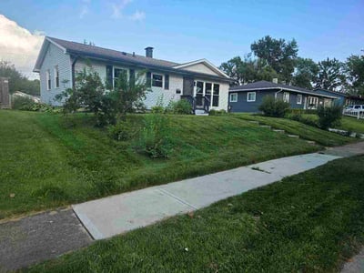 Lawn Care service in Moreno Valley, 92557