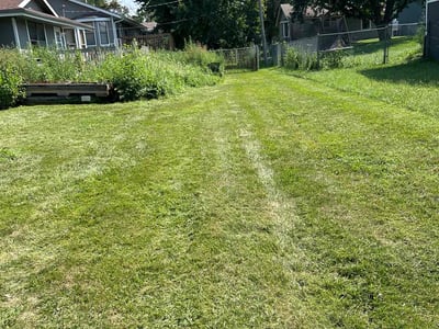 Lawn Care service in Topeka, 66612