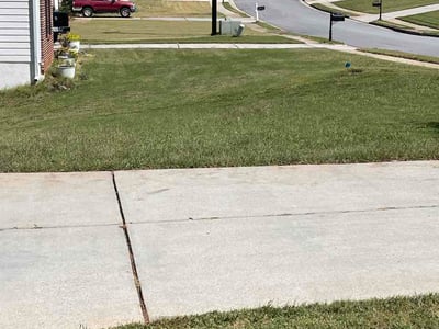 Lawn Care service in Brookhaven, 30319