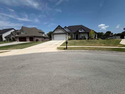 Lawn Care service in Owasso, 74055