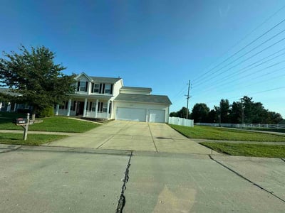 Lawn Care service in Clayton, 63105