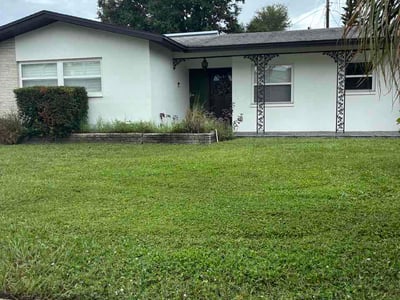 Lawn Care service in Seminole, 33772