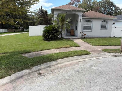 Lawn Care service in Largo, 33771