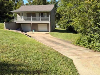 Lawn Care service in Fenton, 63026