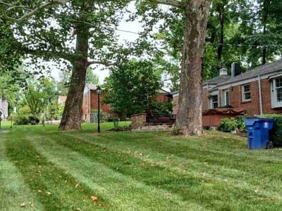 Lawn Care service in Overland, 63114