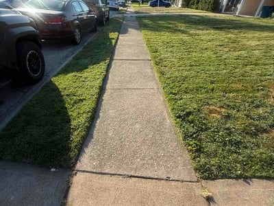 Lawn Care service in Hazelwood, 63042