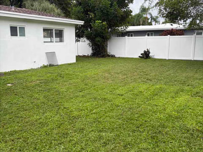 Lawn Care service in Hollywood, 33020