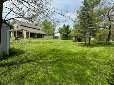 Lawn Care service in Troy, 48098