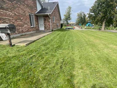 Lawn Care service in Tipp City, 45371