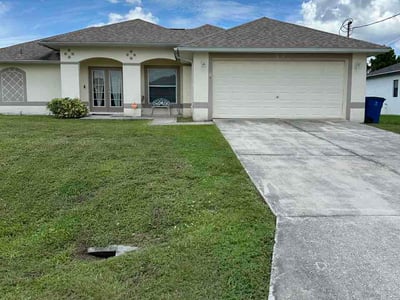 Lawn Care service in Lehigh Acres, 33972