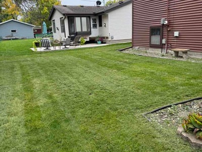 Lawn Care service in Shakopee, 55379