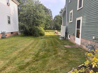 Lawn Care service in Glastonbury, 06033