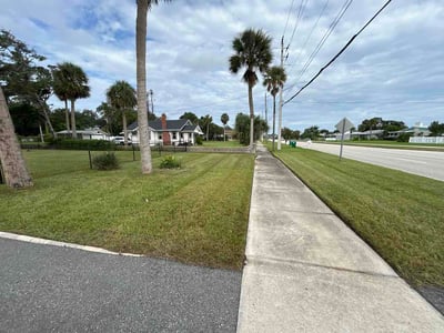 Lawn Care service in Daytona Beach, 32114