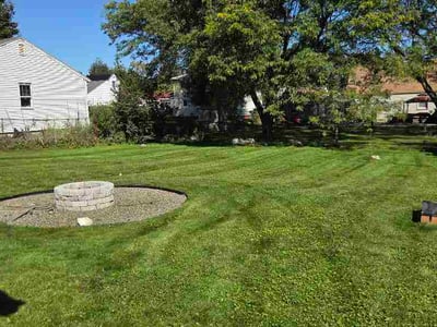 Lawn Care service in Waterbury, 06710