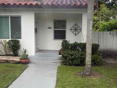 Lawn Care service in Miramar, 33025