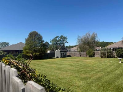 Lawn Care service in Biloxi, 39530