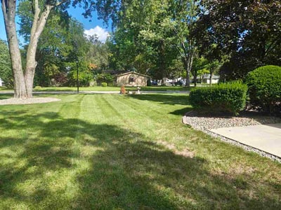 Lawn Care service in Griffith, 46319