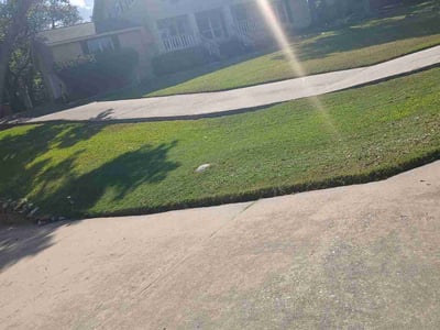 Lawn Care service in Elgin, 78621